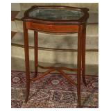 AN EARLY 20TH C. MAHOGANY VITRINE WITH INLAY