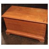 ANTIQUE DOVETAILED PINE BLANKET BOX