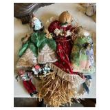 Assorted Straw Dolls, Dï¿½cor, Etc.