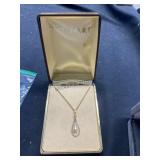 14K Gold Necklace & Pearl, buyer to determine auth