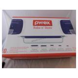 NEW Pyrex Bake n