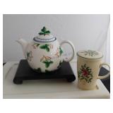 Vtg Winterthut 1995 Ceramic Holly & Berries Teapot