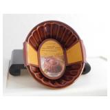 William Sonoma Ceramic Cranberry Mold Classic Pine