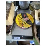 Crofton Heating Stand, & Pop Corn Plates