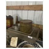 Large Commercial Tubs & Tins