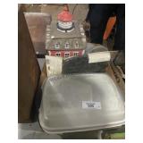 Ceramic Cookie Jar & Moe