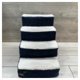 Majestic Pet 4-step Pet Stairs. Approx. 24 Inches