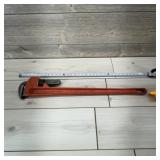 Pittsburgh Pipe Wrench - 36 Inch Pittsburgh Metal