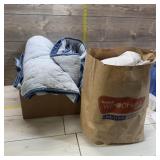 Linens lot. Quilt and various sheets.