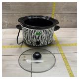 Hamilton Beach Crock-Pot; includes lid. Size unkno