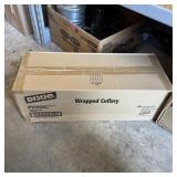 Case of 1000 black plasic Dixie knives