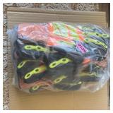 6 pairs nitrile / HPPE protective gloves, medium