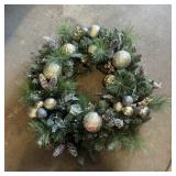 24 inch decorative Christmas wreath with lights