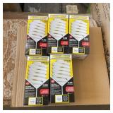 Light bulbs (Confirm type/count)