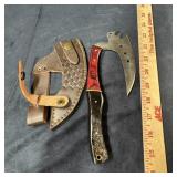 Unique Tomahawk ï¿½ Full Tang Damascus Steel Blade a