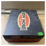 Iron Age Shoes - Menï¿½s Size 4.5 (womenï¿½s 6.5).