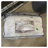 Jennifer Adams Queen Comforter