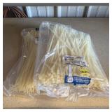 1,011 Plastic Zip Ties Approx. 4 In X .19 In