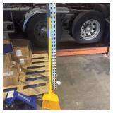 One Boardwalk Plant Style Broom