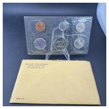 1963 U.s. Mint Set Includes Silver.