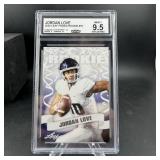 2020 Jordan Love Rookie Football Card - Graded 9.5