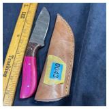 New Damascus steel knife, approximately 3.5-inch b