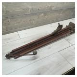 36-Inch Tripod Jack ï¿½ Tripod jack approx. 36 inche