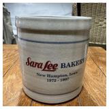 Sara Lee Stoneware Red Wing Crock