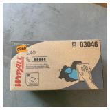 (box Of 90) Wypall Towels