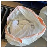 (Bag Full) Blankets & Linens