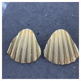 Sterling Silver Scallop Shape Earrings