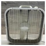 Lasko Box Fan 20'x20'
