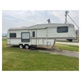 1988 Travel Villa Series 292 Fifth Wheel Camper Sl