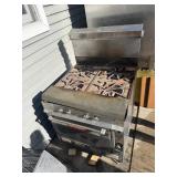 Vulcan 4 Burner Commercial Gas Range With Oven Stf