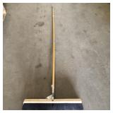 24 Inch Push Broom