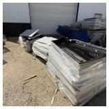 Large Lot Gondola Shelving Parts (approx. 12 Palle