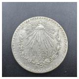 1924 Mexico Un Peso Silver,1924 Mexico Un Peso; si