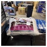 (2) Sealy Pure Luxury Pillows