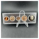 1984 hi grade mint set in case
