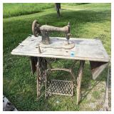 Old Singer Sewing Machine w/ Stand