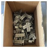 Quart Clips