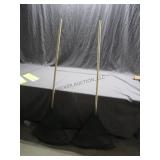2 Leaf Rakes  24 in