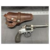 H. & R. 32 S & W CTGE H&R Double Action H&R Arms C