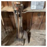 Vintage Metal Shovels & Scraper