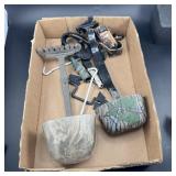 Bow Hunting Accessory Lot