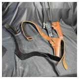 Gun Belts & Holsters