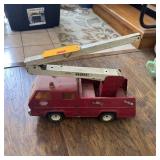 Vintage Tonka Metal Fire Truck ï¿½ Approx. 17" Long