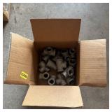 Lot of cast iron tee fittings, 3/4-inch to 1-inch.