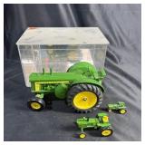 John Deere 820 Diesel Tractor In Display Case