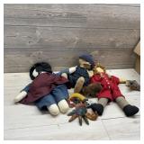 Lot of Amish Dolls & Beanie Babies